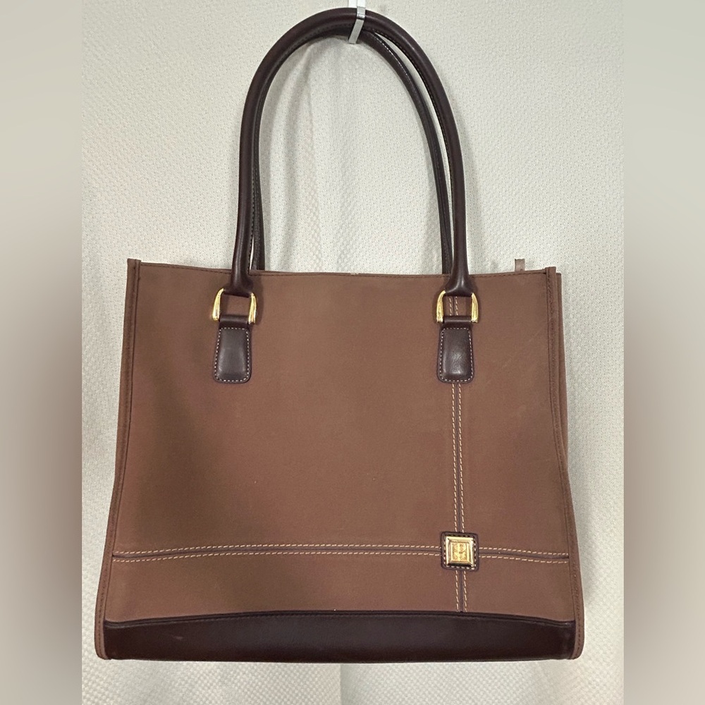 Elegant DVF Brown Tote Bag